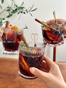 แก้วใสทรงสูงสำหรับรับประทานไวน์แดงอบอุ่นแบบอบสดใหม่ แก้วชิ้นส่วนเครื่องดื่มแอลกอฮอล์แบบโปร่งใส แก้วไวน์ทรงสูงแบบทนความร้อน