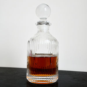 Bộ Bình Rượu Whiskey Pha Lê Châu Âu Có Nắp Đậy Bộ Đồ Uống Bằng Thủy Tinh Cho Gia Đình Bộ Bình Rượu Và Ly Đựng Rượu