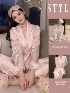 หวาน น้ําแข็ง ผ้าไหม เสื้อเชิ้ต ชุดนอน ผู้หญิง แขนยาว กางเกงขายาว เสื้อผ้าประจําบ้าน จําลอง ผ้าไหม ชุดสองชิ้น ใส่สบาย ลำลอง บ้าน