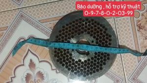 Sàng 4ly lắp máy ép cám viên s150 dây coroa