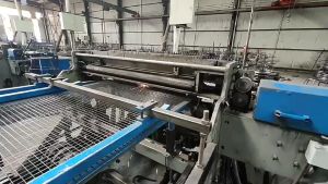 ตะแกรงอาร์ค ช่องตา 1นิ้ว 1.5นิ้ว 2นิ้ว (สูง1mxยาว2m) ลวดตาข่ายชุบกัลวาไนซ์ แบบชุบร้อน ไม่เป็นสนิม ตะแกรงเหล็ก ล้อมต้นไม้ ตาข่ายเอนกประสงค์