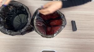 ถุงขยะ ถุงขยะแบบม้วน แพ็ค 100 ใบ (5ม้วน) ถุงขยะ ถุงขยะพกพา ถุงขยะแบบฉีก น้ำหนักเบา พกพาสะดวก ขนาดกะทัดรัด