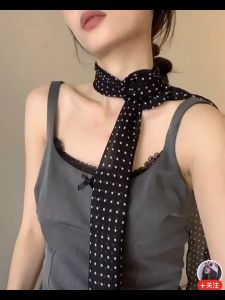 Collar Glam Necklace Mawar Warna Solid Korean Style Rose Choker Necklace