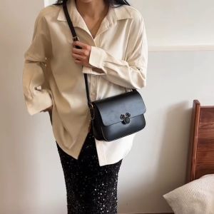 Grosir import jakarta snsd-8932 Tas Premium Original Xifan 330 Free Paper Bag & Tag Label Tas Selempang Kulit Hitam Dan Cokelat