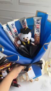 bloomandjoy BUKET SNACK WISUDA / BUKET BONEKA WISUDA / KADO WISUDA / HADIAH SIDANG ULANG TAHUN / BUKET JAJAN buket wisuda buket graduation buket kelulusan