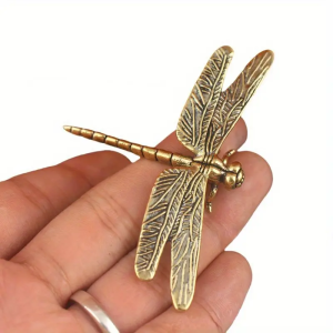 Vintage Brass Dragonfly Figurine - Antique-Style Home & Office Desk Decor Creative Tea Pet Collectible