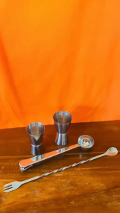 GELAS TAKAR STAINLESS 1 SET | GELAS TAKAR | SENDOK