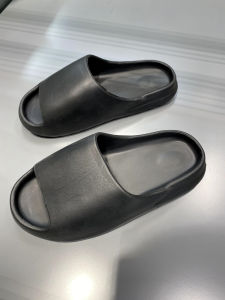 Outdoor Casual EVA Thick Bottom Soft Bottom Home Slippers Men Women Summer Spring Breathable Slip-On Sandals Flat Footwear