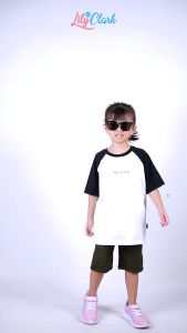 Lily And Clark Kaos Tangan Pendek Anak Laki-Laki Warna Putih Combine Hitam KLC63