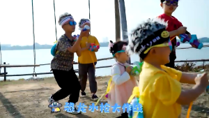 【 In Stock 】Childrens Backpack Water Gun Toy Cartoon Pull-out Long-distance Water Spray Gun Summer Beach Water Fight Water Gun Mainan Pistol Air Beg Galas 背包水枪玩具