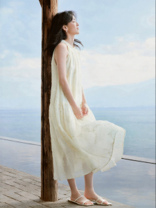 INMAN | Halter Sleeveless Vacation Style White Long Dress