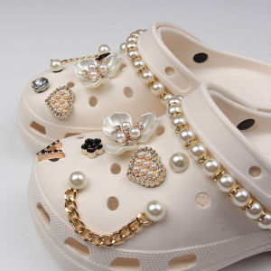 13PCS Summer Fashion Shoe Charms DIY Diamond Pearl Chain Gemstone Decoration Buckle for Clogs Shoe Charm Accessories