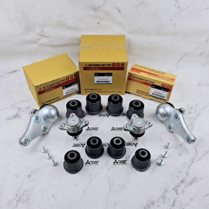 BALL JOINT+BUSHING ARM ATAS BAWAH 1SET MITSUBISHI TRITON PAJERO SPORT 2007-2014