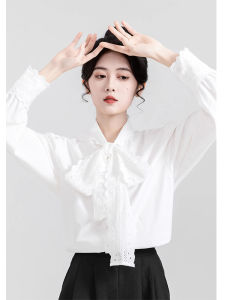 เสื้อเชิ้ตผู้หญิงคอวีแขนยาวผ้าลูกไม้สีขาว ทรงหลวม ปกติ ฤดูใบไม้ร่วง ฤดูหนาว เสื้อเชิ้ตชั้นในสีพื้นแบบใหม่ เสื้อเชิ้ตผู้หญิงแขนยาวลายโบว์