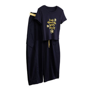 Lettering Velvet Slim Fit T-Shirt