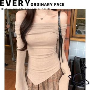 Tsion ใหม่ที่สุด เสื้อยืดแฟชั่นคุณผู้หญิง เนื้อผ้ายืดนุ่มใส่สบาย ดีเทลแขนยาวแบบเกาหลีเกาใจสุดๆๆ สีสวยคุมโทน ตระกร้านี้เลยจ้า