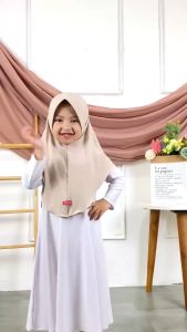 Kerudung Instan Anak Bergo Sport Instan Jersey Anak Hijab Anak Usia 0-3 Tahun Jilbab Anak Pinguin Sakinah By Shamira