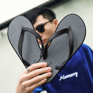 2025 New Mens Slippers Summer Outdoor Anti-Slip Deodorant Sandals Soft Bottom Casual Slip-On Shoes for Youth And Middle-Aged