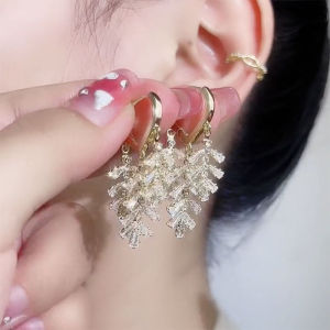 Unique Womens Zircon Tassel Earrings Elegant Fashionable Dangle Earrings Korean Style Alloy Gold Plated Fresh out Jewelry