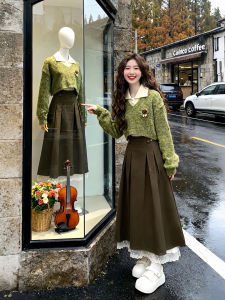 XUECAIQI | Retro Age-Defying Green Collar Knitwear and Skirt Fashion Outfit 3 Pieces