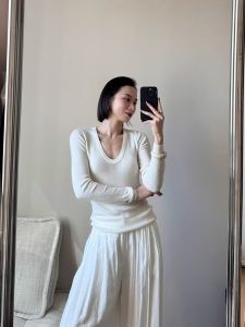 HUOLISI | French Style U-Neck Short Fit Wool Knit Top