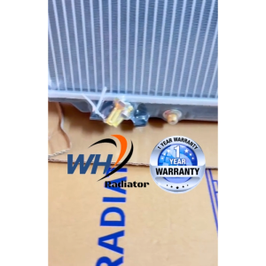 MITSUBISHI PAJERO V26/V36/V44/V46 2.8L 4M40 92-99 (40mm)UPGRADED SIZE TOP QUALITY AUTO/MANUAL Radiator Tangki Air