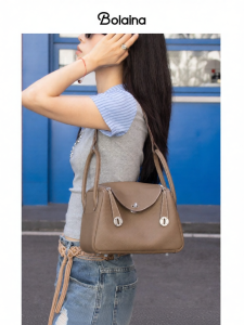 Bolaina | Elegant Versatile Womens Commuter Bag