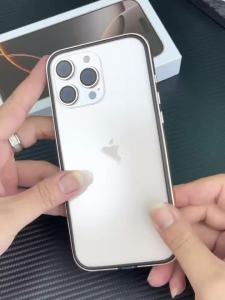 Ốp Lưng Silicon Màu Cam Cho iPhone 17 Pro Max Air 16E 15 Plus 14 13 12 17Pro Thiết Kế Mỏng Bảo Vệ Toàn Diện Điểm Nhấn Kim Loại Nhẹ Hai Lớp Bề Mặt Mờ Phụ Kiện Điện Thoại