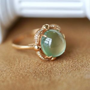 Montagne Jewelry 18K Pure White Gold Ring Diamond Inset Fine Jewellery Natural Gem 7.8 Carat Prehnite Ring