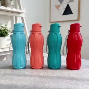 Large Capacity Sports Water Bottle 1000ML Durable Plastic Glossy Finish Vibrant Colors for Outdoor Fitness Travel & Sports