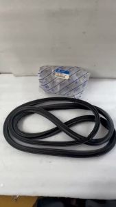 GIOĂNG CỐP HẬU HYUNDAI SANTAFEE 2010. XỊN