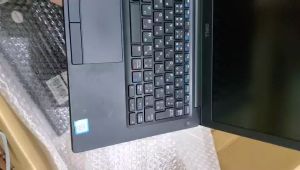 Laptop giá rẻ Dell Latitude E7280 Core i5-7200U RAM 8Gb SSD 256Gb Màn 12.5 inch HD Bảo Hành 12 Tháng PIN90%