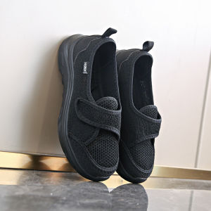 Beijing Ladies Canvas Shoes Breathable Mesh Fashionable Ultra-Light Wide Foot Bone Mom Shoes Comfortable Casual Sporty Style