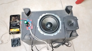 Mạch phân tần loa mini 2 kênh mid bass + 1 treble công suất 200W chất lượng cao. Giá 1 mạch