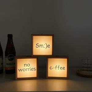 Chinese Ancient Style Desktop Lamp: A Perfect Gift for Your Loved Ones