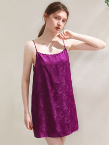 XEXZ | ชุดนอนผ้าไหมลายปักเซ็กซี่เปิดหลัง ชุดนอนผ้าฝ้ายผสมไหม แขนกุด กระโปรงยาวปานกลาง คอกลม แขนกุด ชุดนอนฤดูร้อน