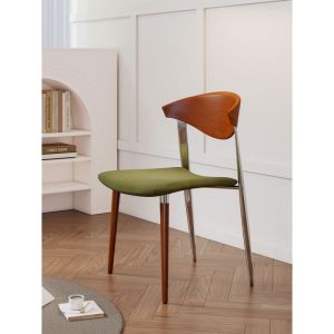 Nordic Vintage Designer Solid Wood Dining Chair