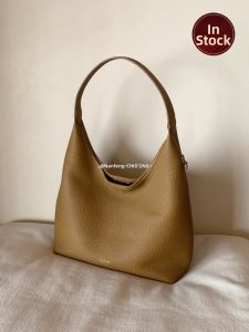 Womens Commuter Tote