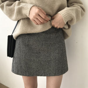 Gingham Woolen Skirt Womens Elastic Waist Plus Size Fall and Winter New Arrival Cover Your Belly with High Waist A- line Skirt All-Matching Sheath Short Skirt
