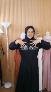Una Dress Gamis Muslimah Fashion Muslim Bahan Crinkle Air Flow Mix Bordir