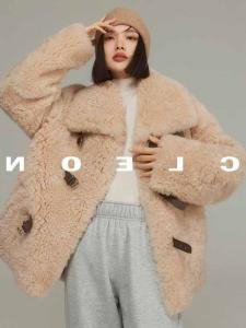 Fashionable Heavy-Work Design Lamb Fur Coat Young Style Age-Defying Leather Jacket Womens Premium Wool Long Sleeve Coat