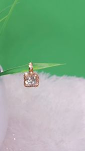 Liontin Zoya Alloy Lapis Ma 18K Permata Zirconia PP022G