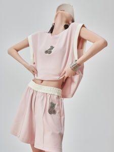 XIAODADEHUA | Light Pink Cherry Beaded Sleeveless Wide Shoulder T-Shirt Two-Piece Set