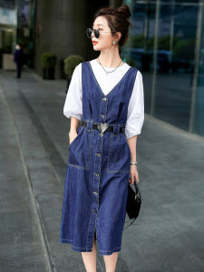 สไตล์ฮ่องกงย้อนยุคสูง เอว ทรงเอ เดรส ผู้หญิง ฤดูร้อน สินค้าใหม่ เดนิม ชุดเอี๊ยม กระโปรง คอวี ปิดปุ่มเดียว