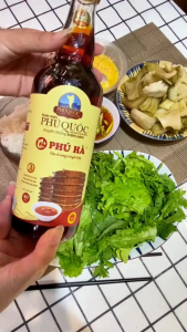 Bộ đôi Chấm - Nấu (COMBO 2 chai nước mắm Chỉ Dẫn Địa Lý Phú Quốc 43°N (510ml) + 1 chai nước mắm Việt Quốc 22°N (500ml))