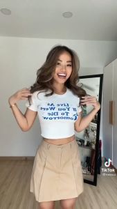 Áo croptop nữ ngắn tay Live once