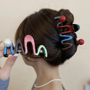 Large Size Shark Hair Clip Red Blue Color Collision Womens Hair Accessories Back of Head Stylish Clamps Fashionable Hair Grips