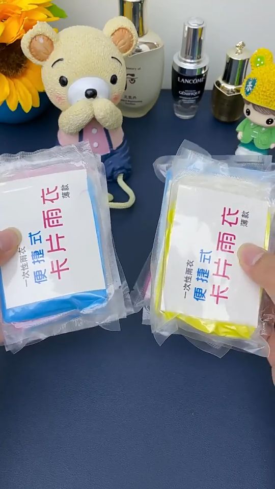 WHL Waterproof Raincoat Disposable Raincoat Adult Travel Outdoor Disposable Plastic Rainwear Emergency Baju Hujan Plastik 雨衣