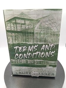 Terms and Conditions (Dreamland Billionaires Book 2)  by Lauren Asher