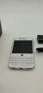 BlackBerry Classic Q20 Original Unlocked Phone Dual Core 2GB RAM 16GB ROM 8MP Camera